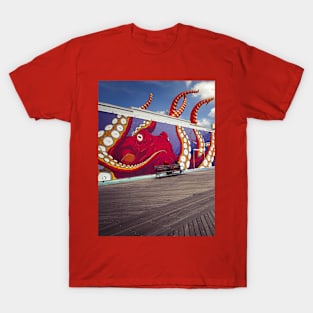 Street Art Graffiti Coney Island Brooklyn NYC T-Shirt